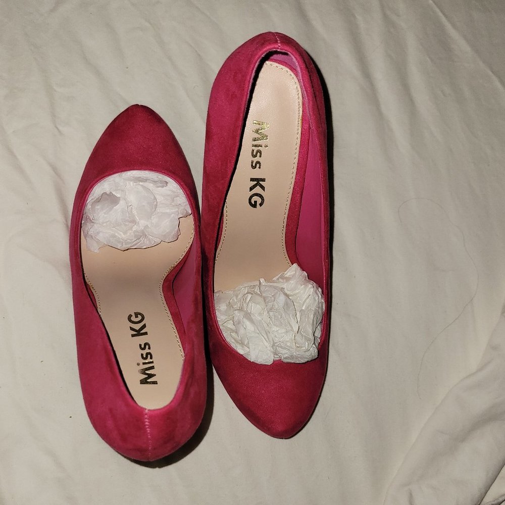 Miss KG pink pumps